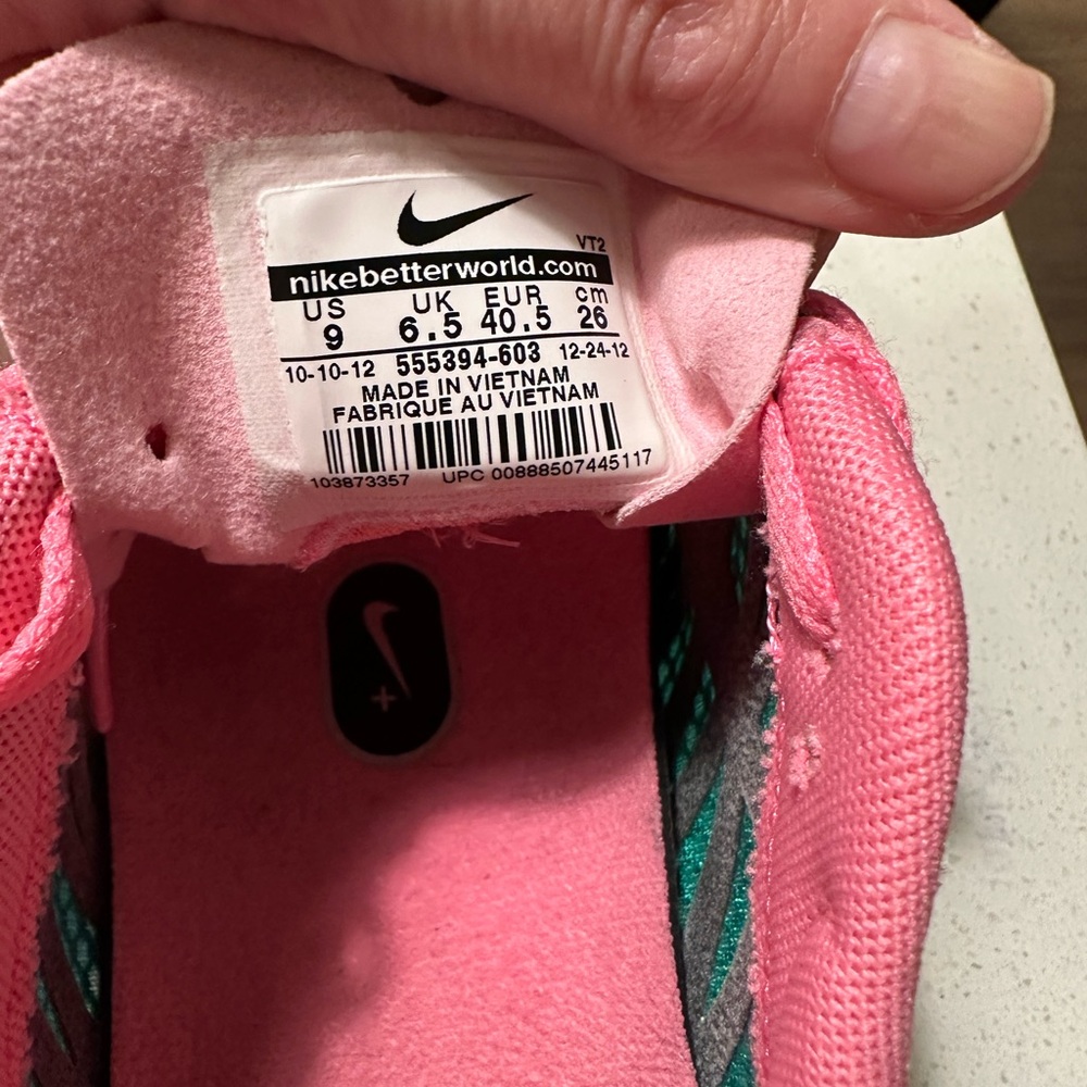 Nike Pink and Green (Watermelon) Athletic Shoes Size 9 - Picture 6 of 9